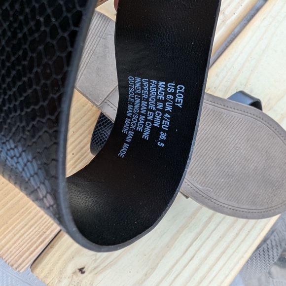 Just Fab sandals. Two pairs black and tan - Picture 4 of 6